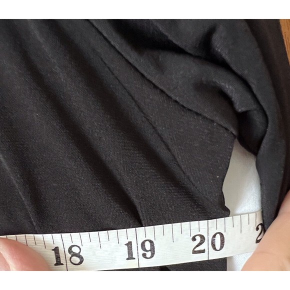 Susan Graver  QVC Liquid Knit Tunic Top Black with Gold Chain Accent Size Large - Picture 11 of 11